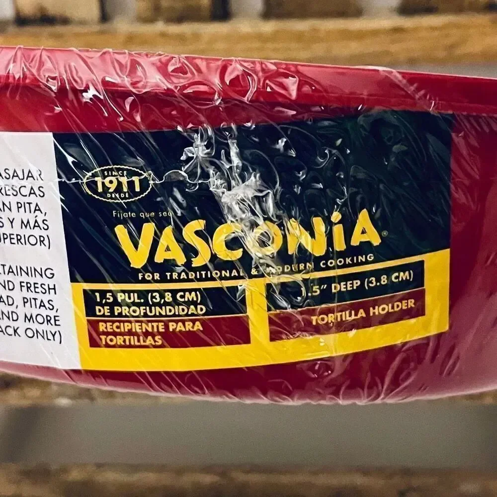 NWT Vasconia TORTILLAS Round Red Plastic Holder w/ lid for Pita bread Flatbread